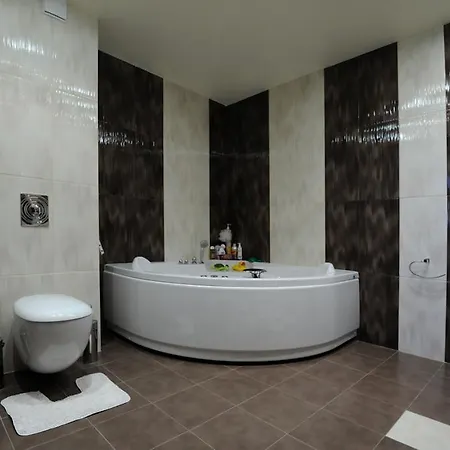 Heaven Lux Сонячний Берег