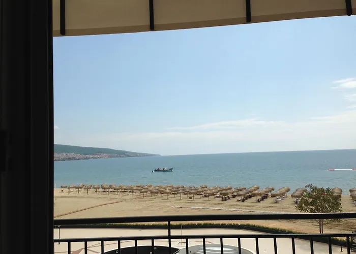 天堂豪华公寓 * 阳光海滩